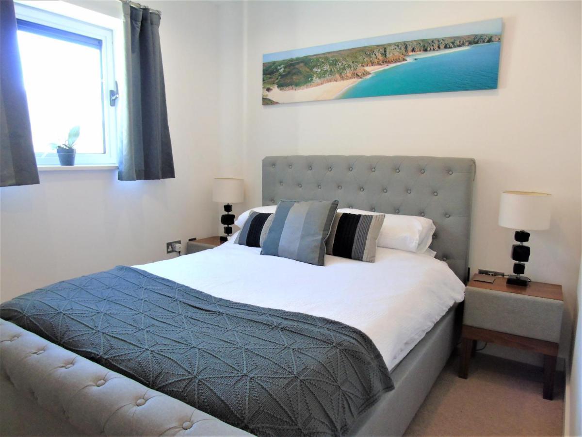 Seaview, Luxury Apartment, 2 Min Walk To Porth Beach New Quay Buitenkant foto