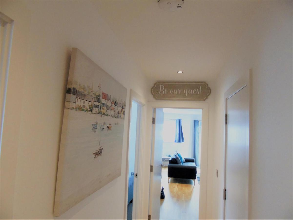 Seaview, Luxury Apartment, 2 Min Walk To Porth Beach New Quay Buitenkant foto