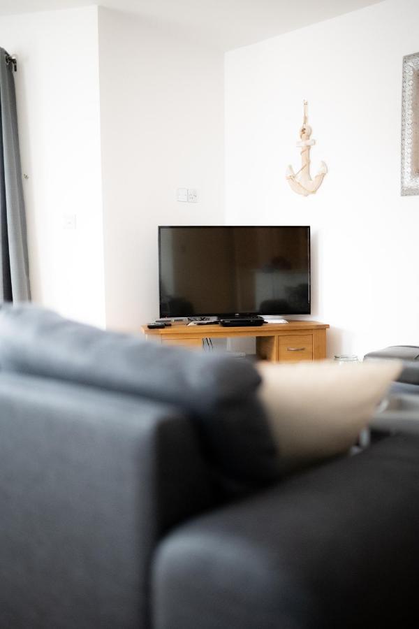 Seaview, Luxury Apartment, 2 Min Walk To Porth Beach New Quay Buitenkant foto